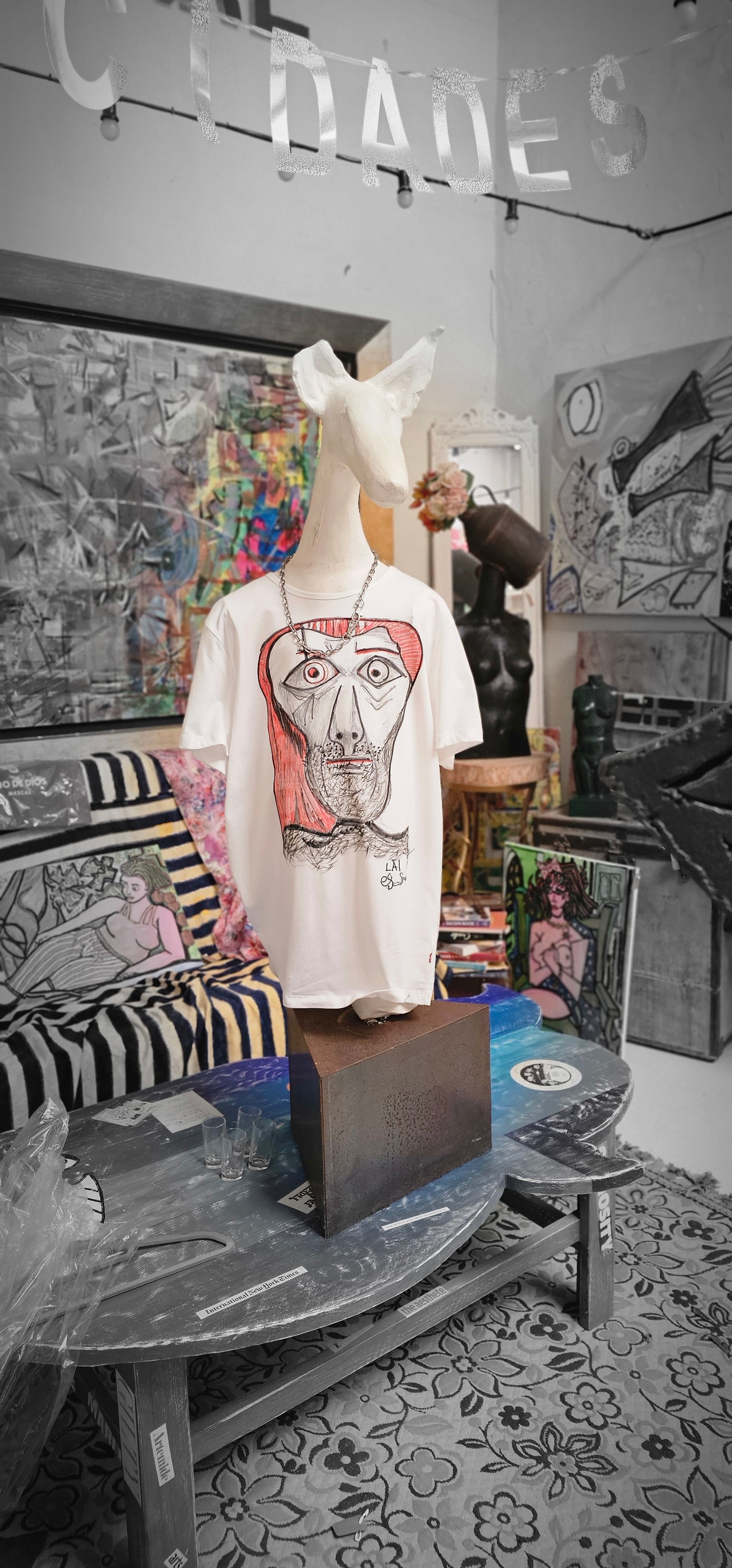 Short sleeve tee shirt