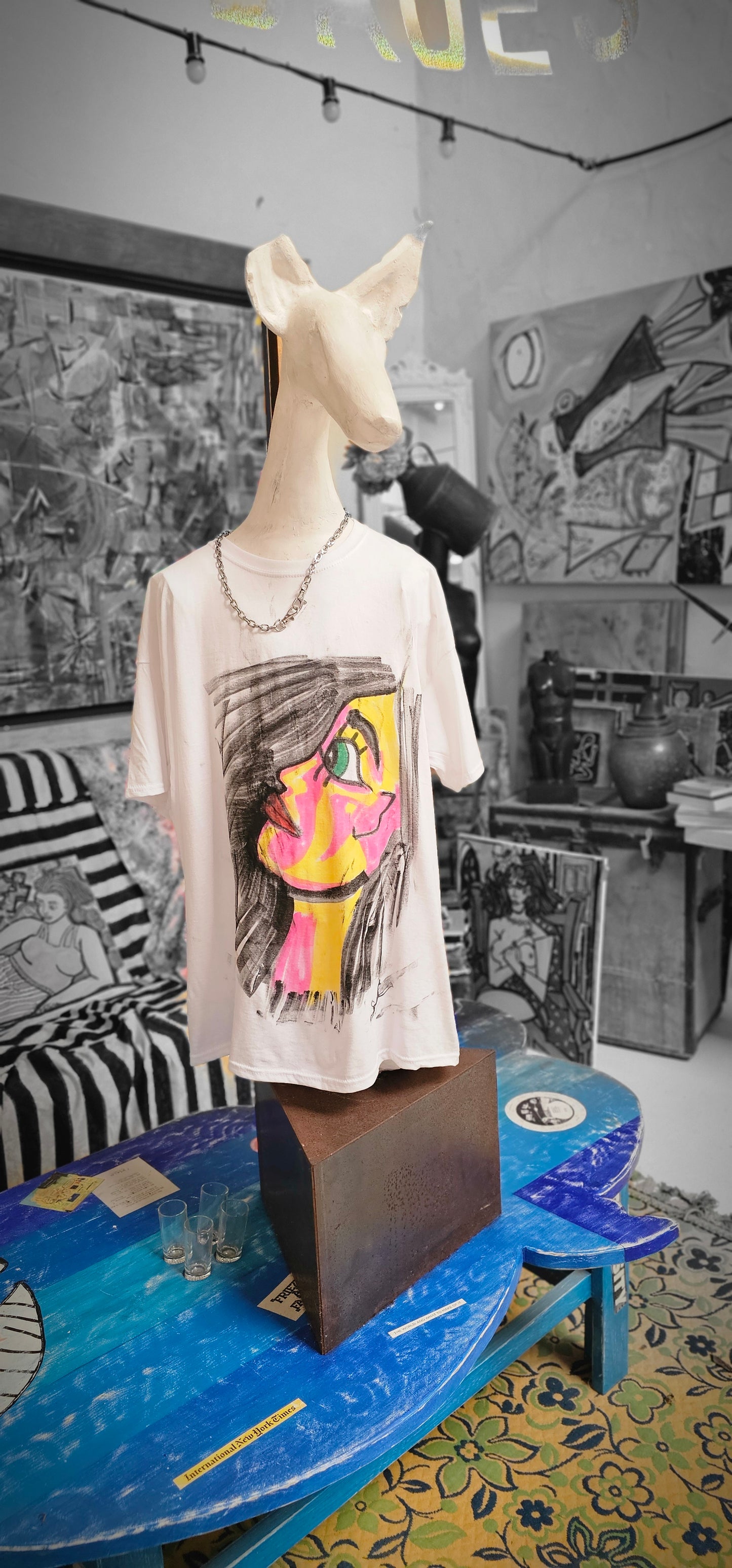 Short sleeve tee shirt